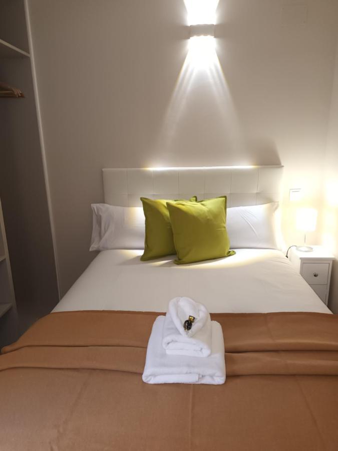 Apartamento La Casona del Eboni Alcalá de Henares Habitación foto